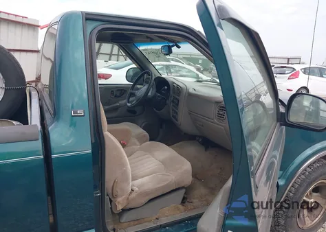 1998 Chevrolet S-10 Ls Fleetside из США, поврежденный, VIN 1GCCS14W8W8121476